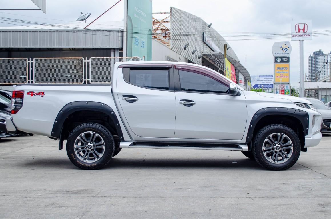 Mitsubishi Triton Doublecab 2.4 GT Premium 4WD A/T 2020 *SK1917*